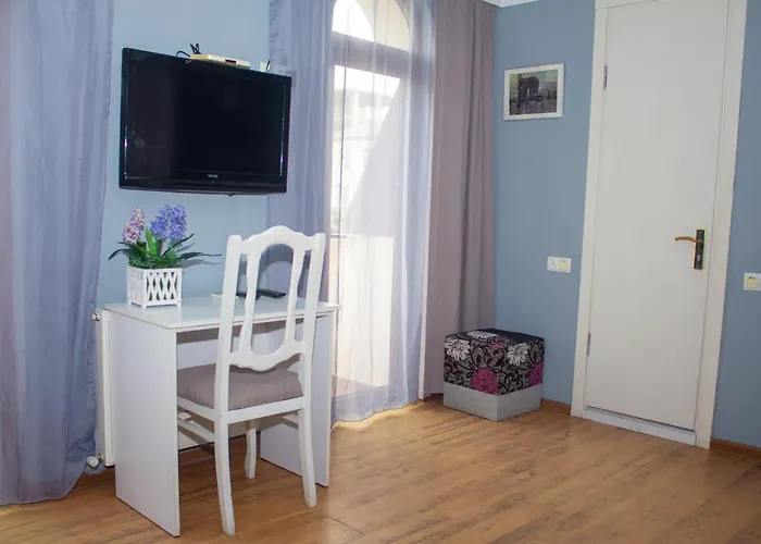 Aparthotel Old City