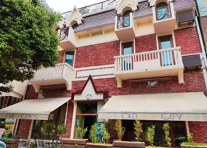 Aparthotel Old City
