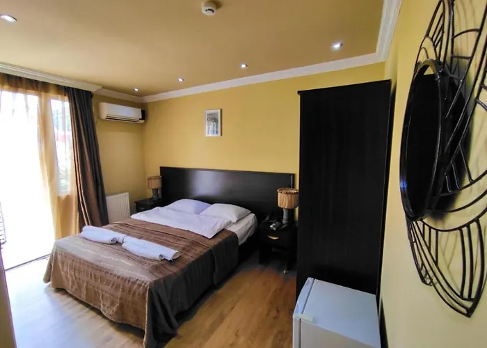 Aparthotel Old City